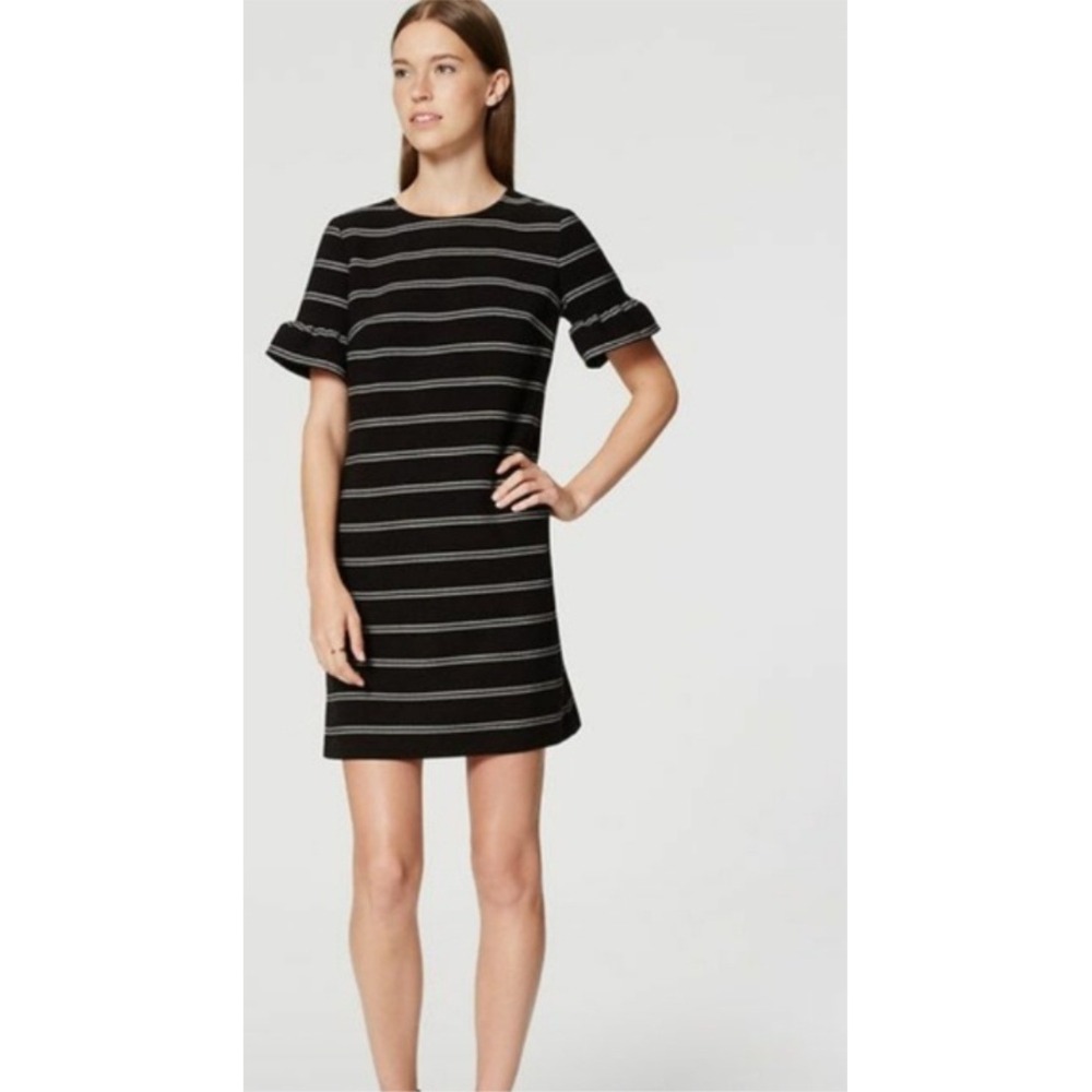 LOFT Black Striped Dress Size 00 Flutter Sleeve Career Casual‎
